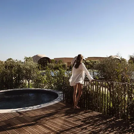 Hotel 91 Riviera, The