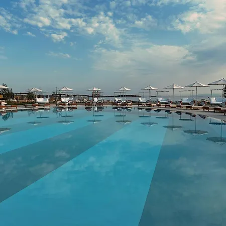 91 Riviera, The Hotel 5*
