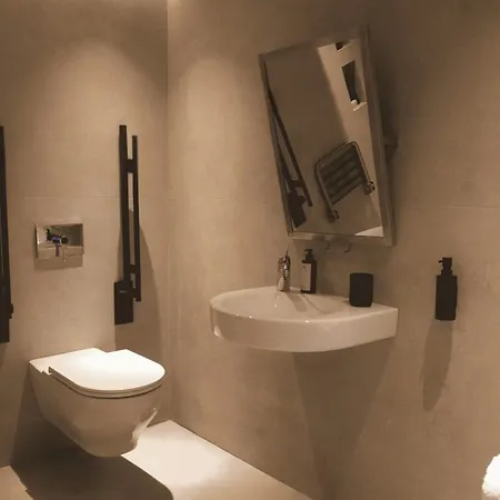 91 Riviera, The Hotel 5*